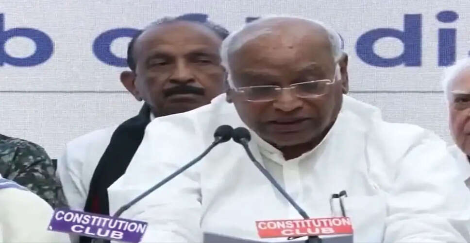 Congress Leaders Demand Resignation of Education Minister Amid Election Fraud Allegations