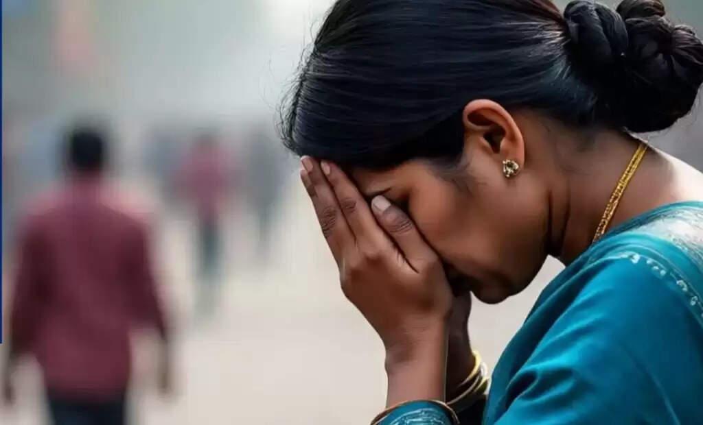 Shocking Demand in Jalgaon: Man Asks Woman for Physical Relations Under Pretense of E-KYC