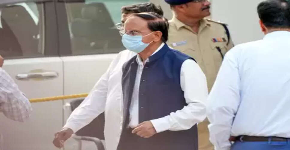 PM Modi's Principal Secy meets families of plane crash victims; calls for expediting identification process