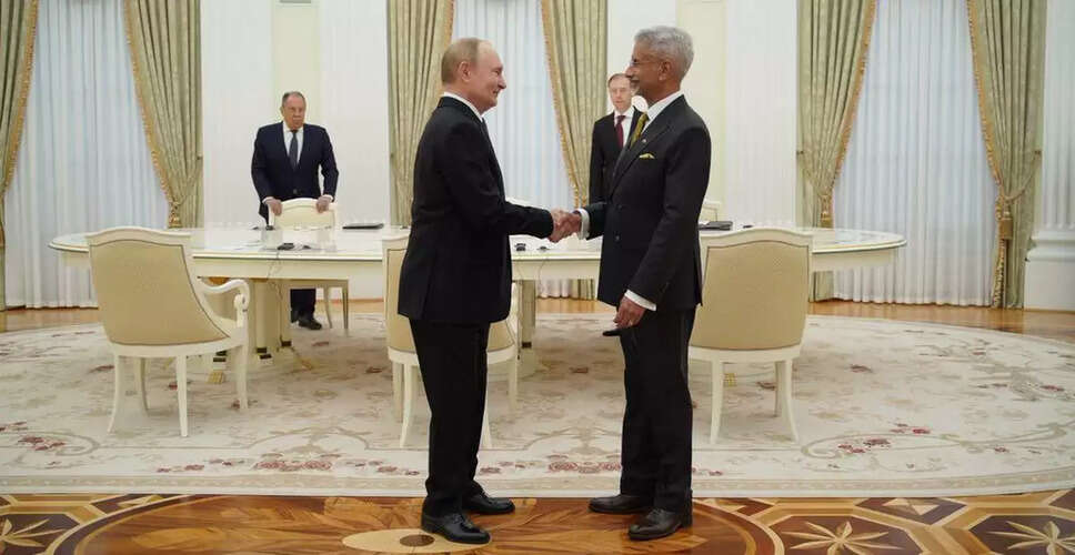 India's External Affairs Minister Questions US Tariffs on Russian Oil Purchases