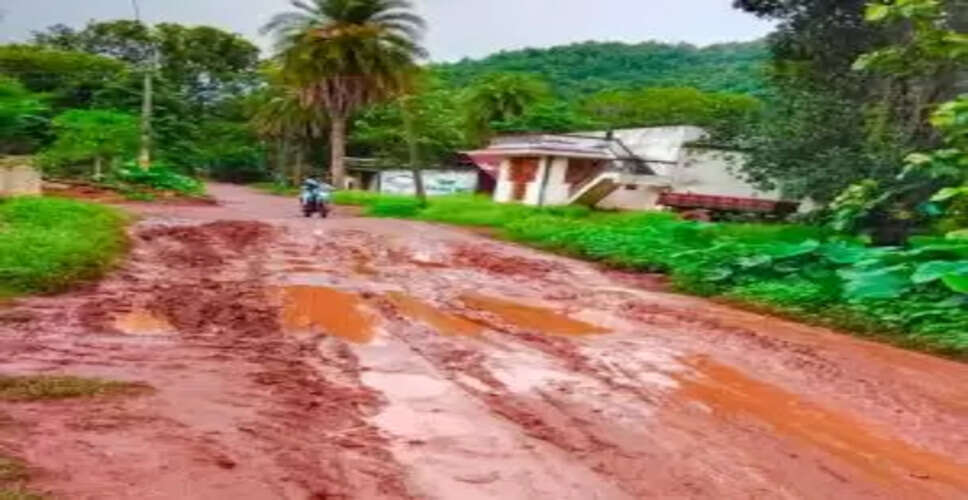 Residents of Daringbadi Demand Urgent Repairs for Dangerous Road Conditions