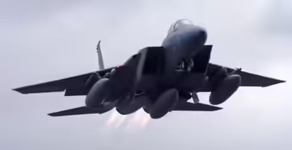 Claims Emerge of Iranian Downing of US F-15E Fighter with Chinese Missile