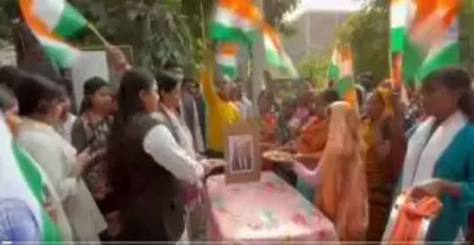 What to Expect from Putin's Upcoming Visit to India: A Friendship March in Varanasi