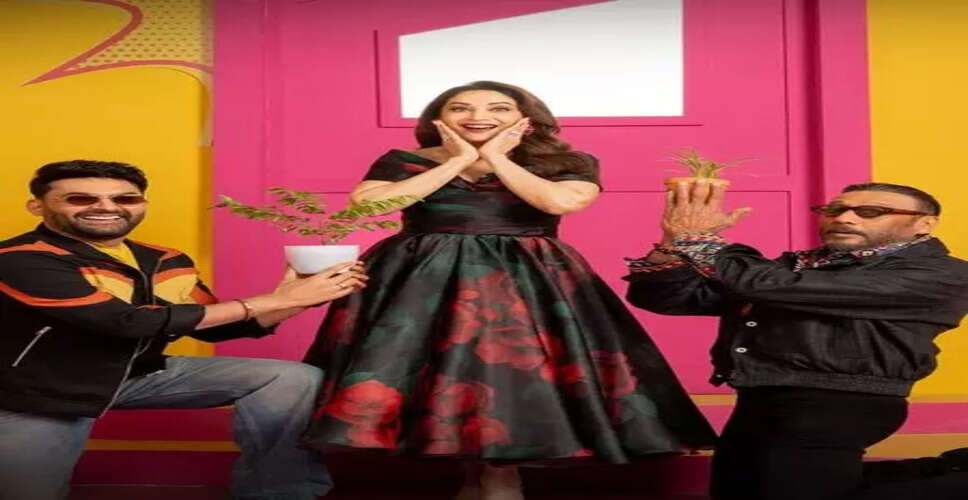 Madhuri Dixit and Jackie Shroff Revisit the 90s on 'The Great Indian Kapil Show'