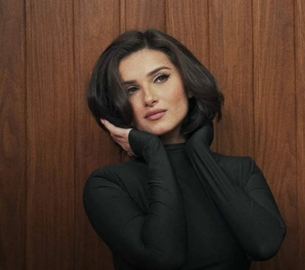 Embrace the Short Hair Trend: Celebrity Inspirations for a Bold Look
