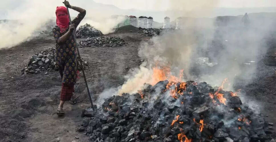 Tragic Gas Leak in Jharkhand Claims Lives and Forces Evacuations