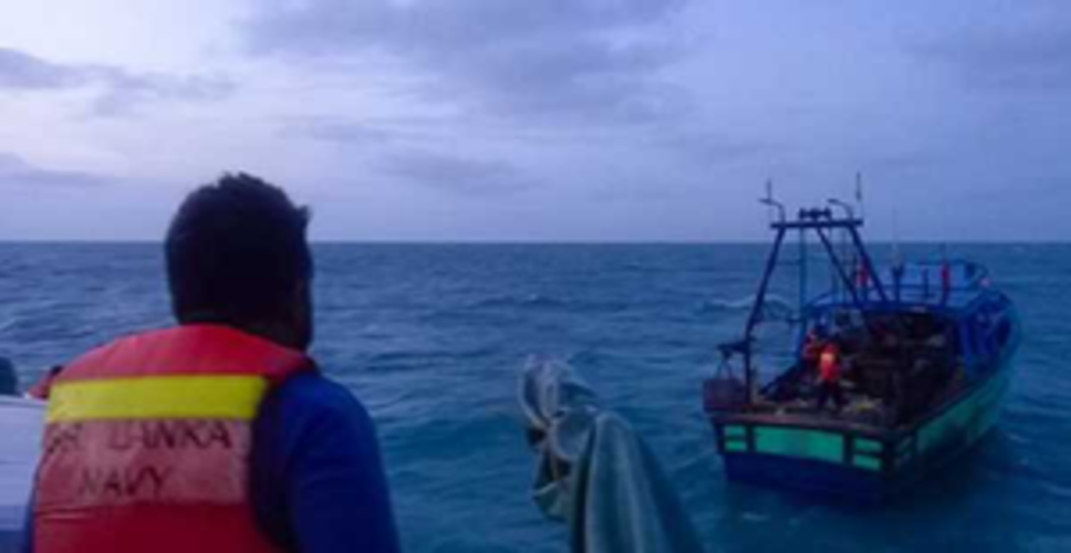 Sri Lankan Navy arrests 19 TN fishermen, boats impounded