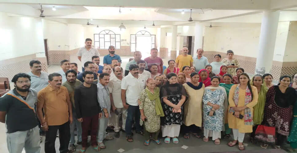 Himachal Pradesh Cabinet Approves Land Regularization Policy for Gaggal Families