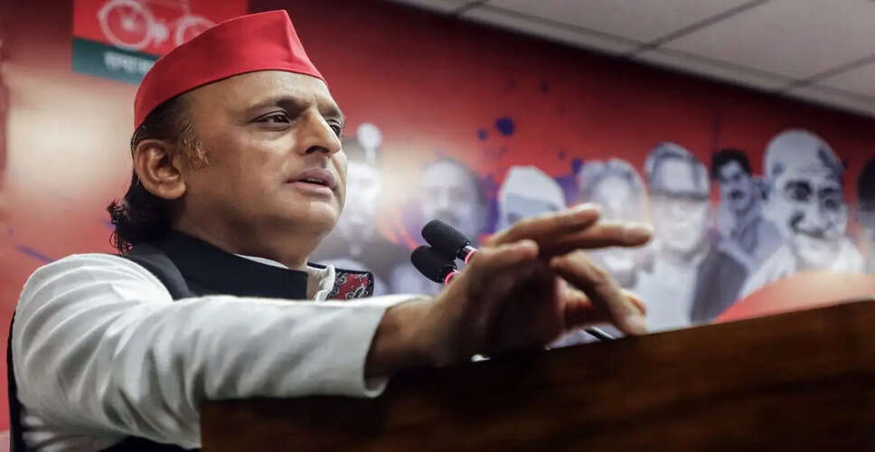 Political Turmoil in Uttar Pradesh: Claims of a Split in Samajwadi Party