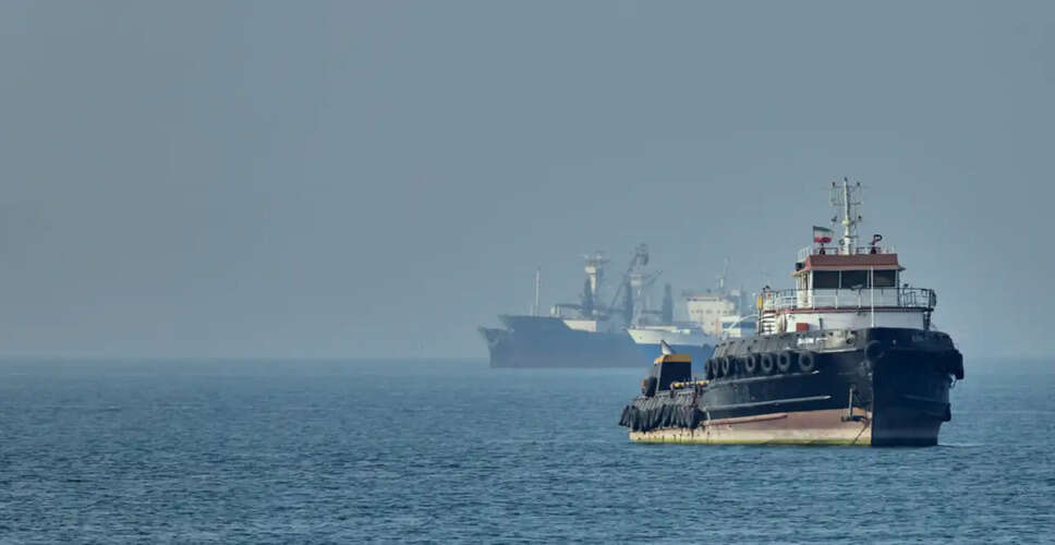 Iran's Conditions for Opening the Strait of Hormuz Amid Ongoing Tensions