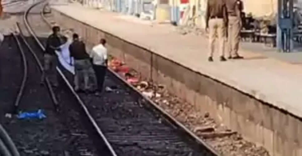 Tragic Train Accident Claims Lives of Six Women at Mirzapur Station