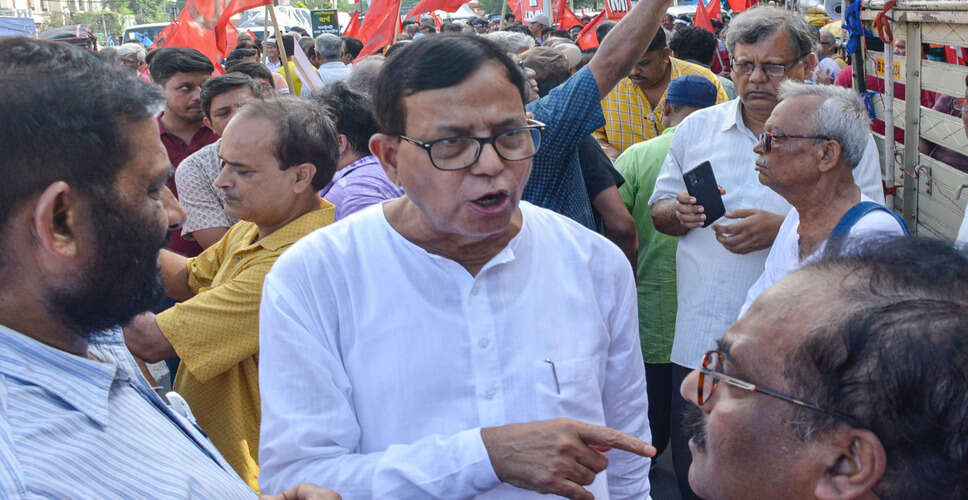 Political Controversy Arises Over Voter List Discrepancies in West Bengal