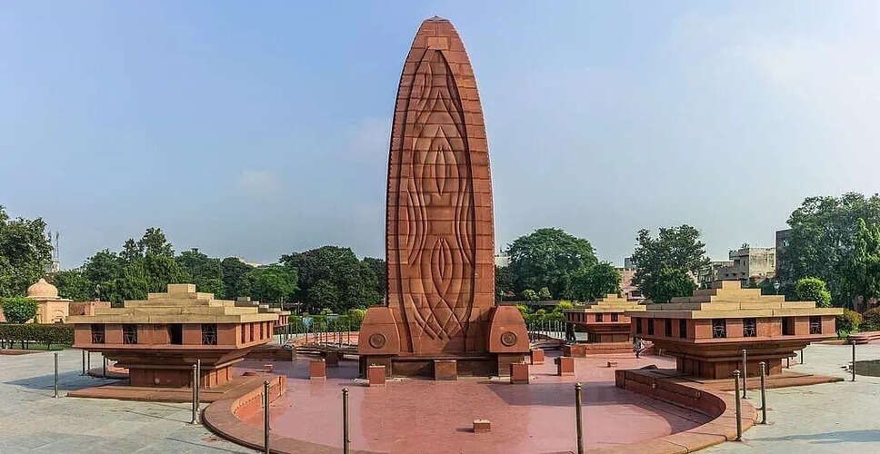 Prime Minister Modi Commemorates Jallianwala Bagh Martyrs