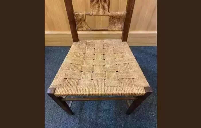 Woman Turns 500 Rupee Chair into 16 Lakh Profit
