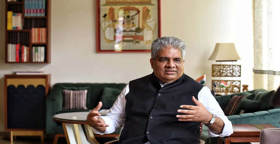 Government Clarifies Mining Regulations Amid Aravalli Definition Controversy