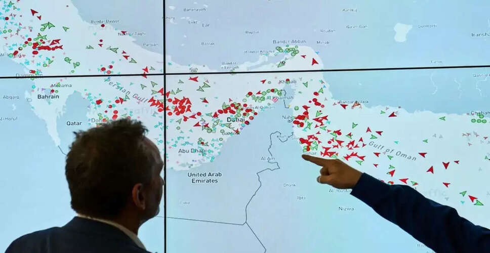 Iran's Revolutionary Guard Announces Blockade of Strait of Hormuz Amid Rising Tensions