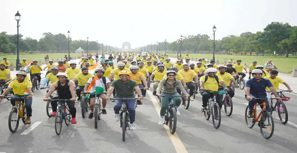 Tiranga Cycling Rally Celebrates Patriotism and Fitness Across India