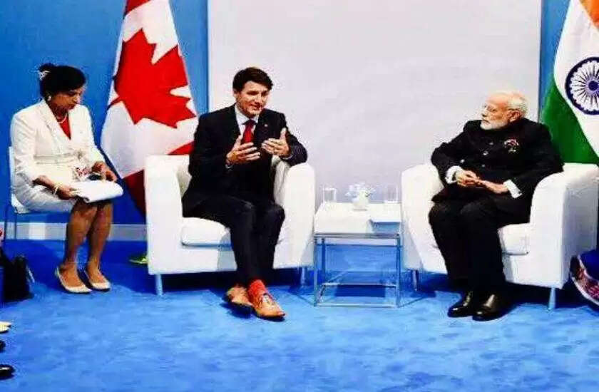 गुरदीप कौर चावला: पीएम मोदी की अनुवादक जो विदेश दौरे पर हमेशा साथ रहती हैं