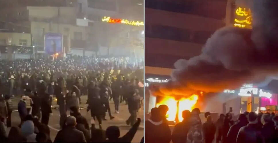 Iran's Economic Crisis Escalates into Major Political Uprising