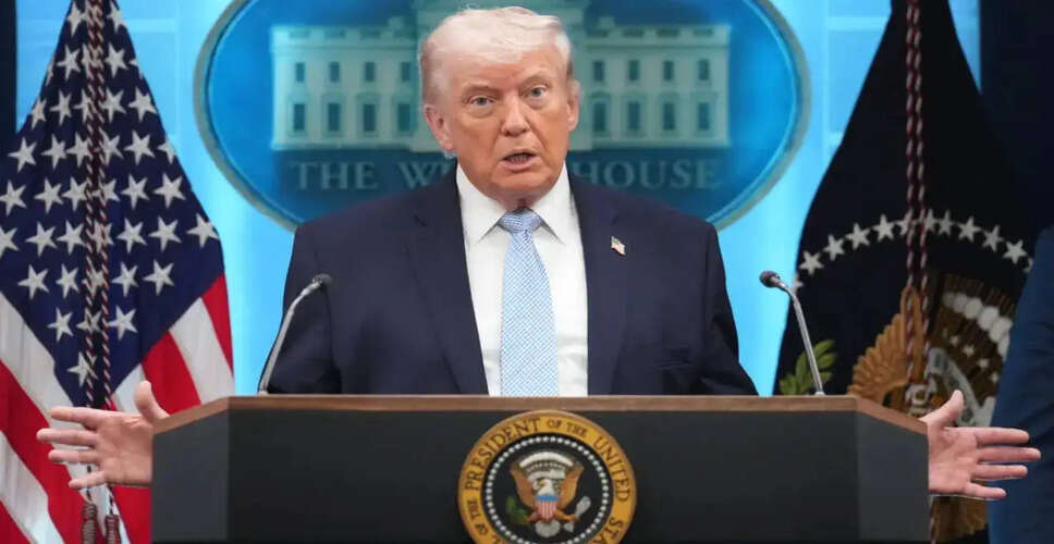 Trump Considers Mass Pardons for Administration Members Before Leaving Office