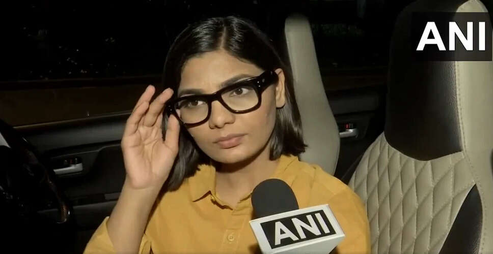 Controversy Erupts Over Folk Singer Neha Singh Rathore's Comments on PM Modi