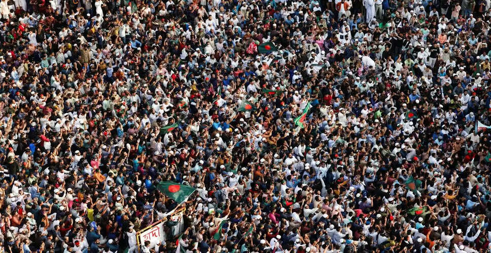 India Suspends Visa Services in Bangladesh Amid Unrest Following Student Leader's Death