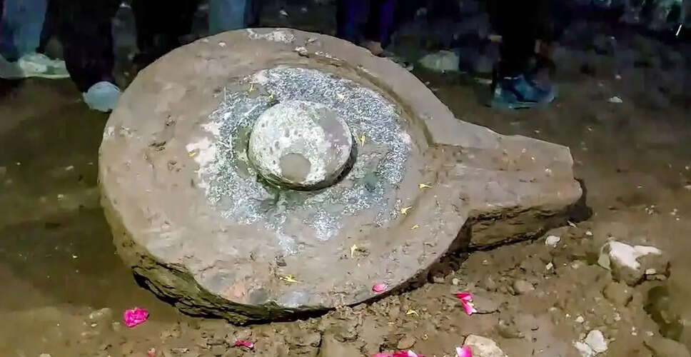 Ancient Shivalinga Unearthed Near Mahakaleshwar Temple in Ujjain