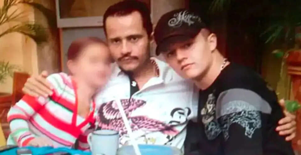 Violence Erupts in Mexico Following Death of Notorious Drug Lord El Mencho