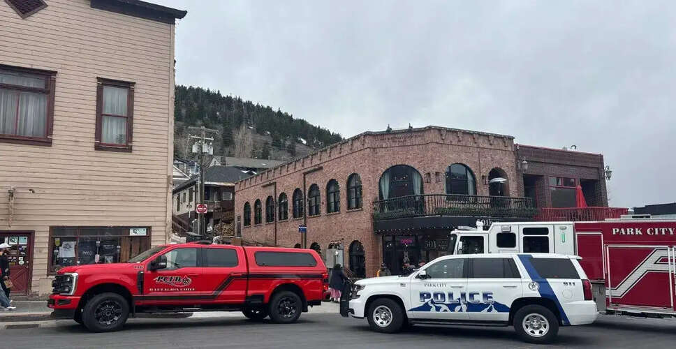 Bomb Threat Prompts Evacuation in Destin Commons, Florida