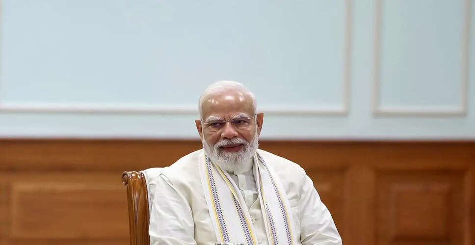 Ravi Shastri and VP Radhakrishnan Celebrate Modi's Historic Tenure