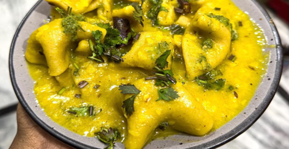 Delicious Homemade Dal Dhokli Recipe for Winter Comfort