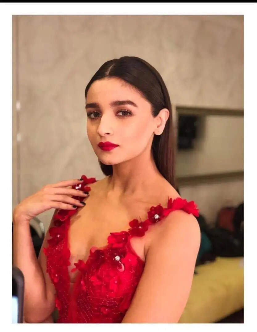 Timeless Red Lips: Bollywood Actresses Who Nail the Look