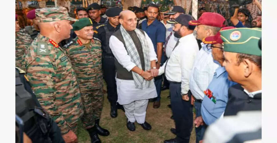 Defence Minister Rajnath Singh Celebrates International Day of Yoga in Jammu and Kashmir