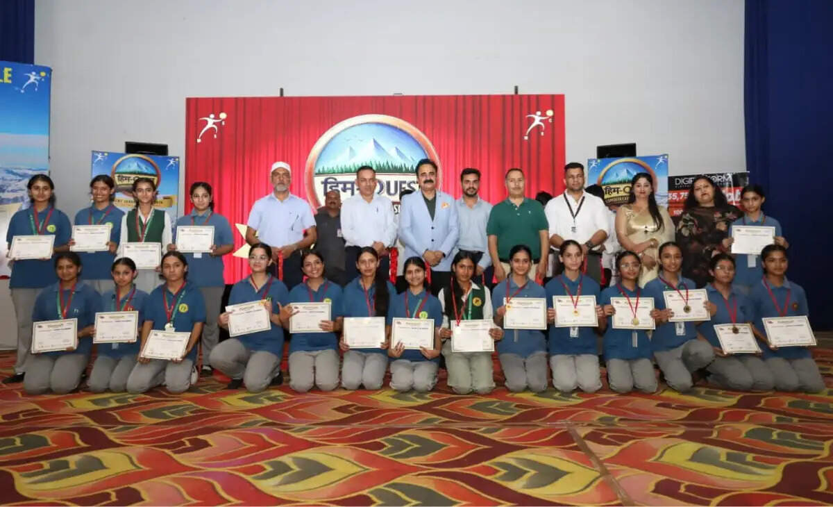 Shining Star Awards 4.0 Celebrates Academic Excellence in Dharamshala