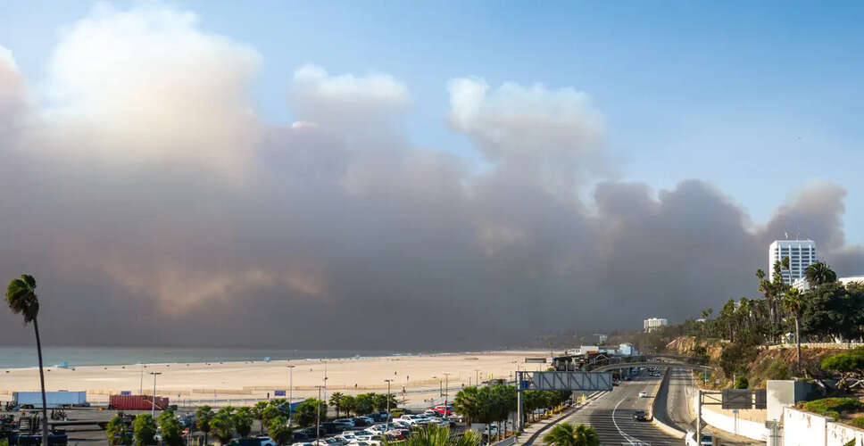 Massive Fire Erupts in Indio, California Home, Injuring Firefighters