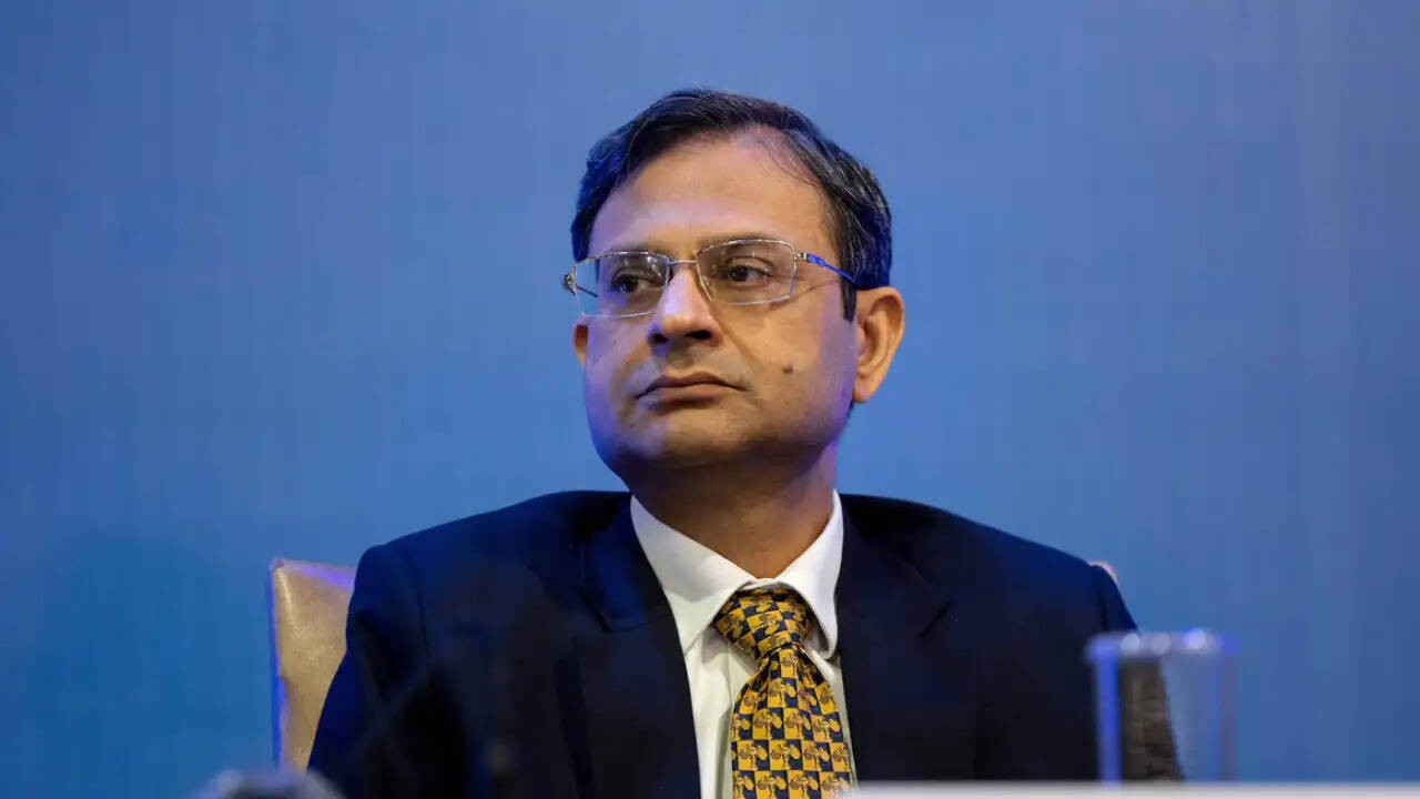 RBI Governor Discusses Future of Interest Rates and Consumer Protection