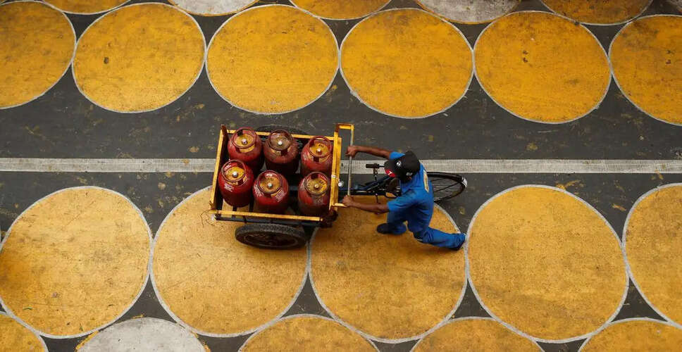 Government Addresses LPG Supply Concerns Amid Global Tensions