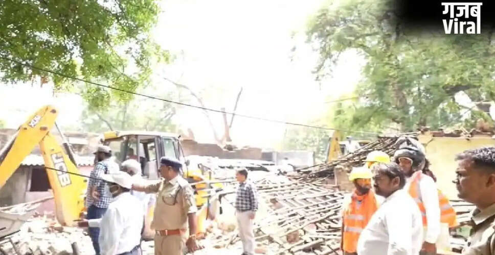 Major Action Against Encroachment on Railway Land in Prayagraj
