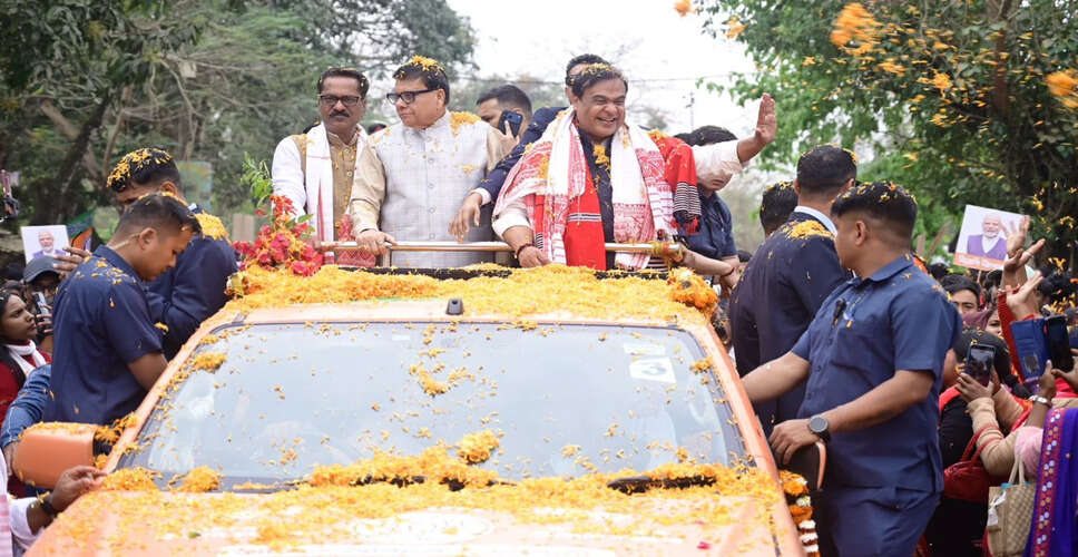 Assam Chief Minister Engages Public During BJP's Blessing Journey