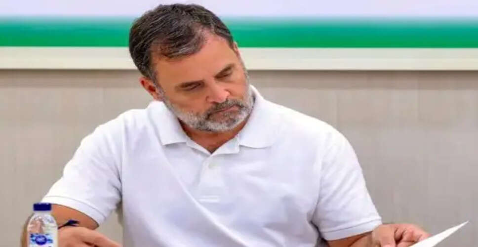 Internal Disputes Emerge Within Congress Over Key Issues