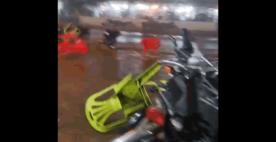 Severe Weather in Karachi Claims 21 Lives Amid Storm