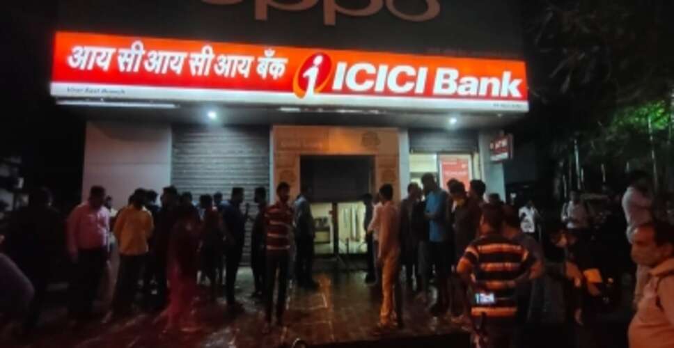ICICI Bank reduces minimum average balance for new savings accounts after backlash
