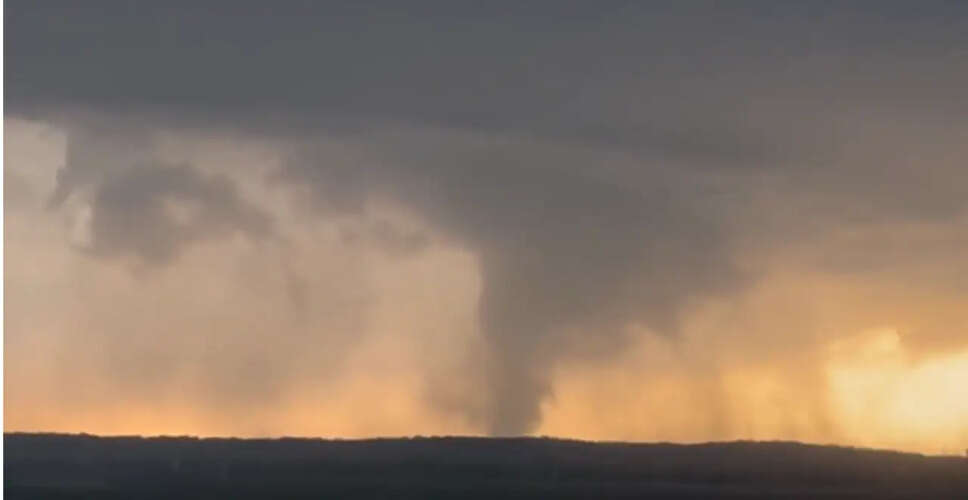 Tornado Hits Near Ponca City, Oklahoma: Urgent Warnings Issued