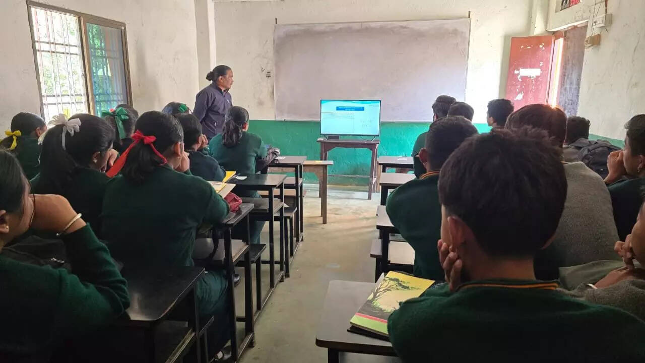 Computer Shiksha Launches AI Course in Hindi to Bridge Digital Divide