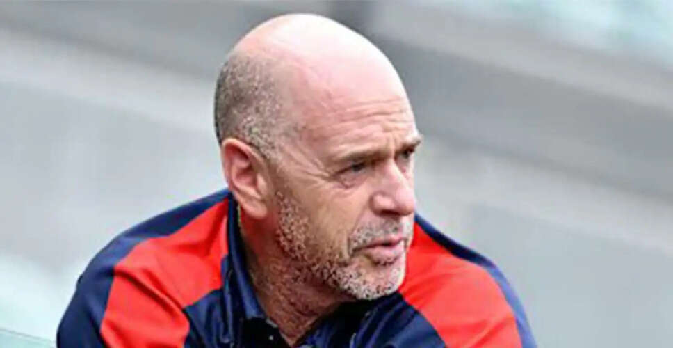 Jamie Siddons Appointed as Head Coach of Sri Lanka Women's Cricket Team