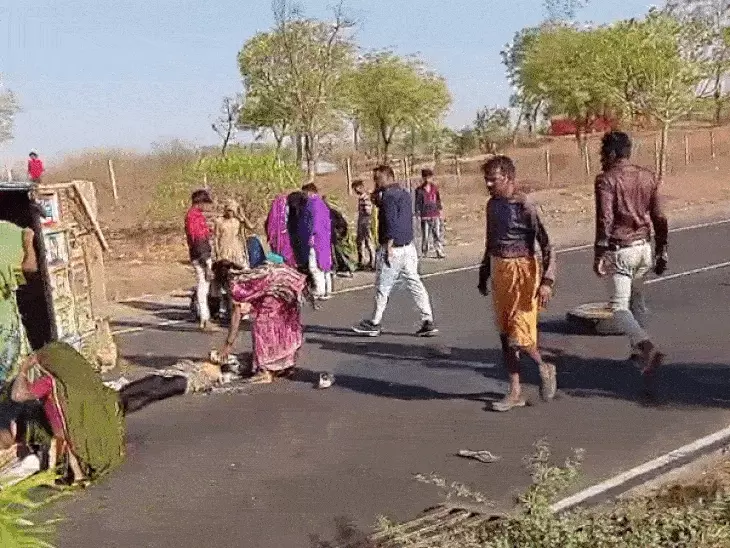 Tragic Road Accident on Mumbai-Agra Highway Claims Child's Life