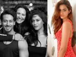 Tiger Shroff Share Fam-Jam Picture With Krishna And Mother Ayesha