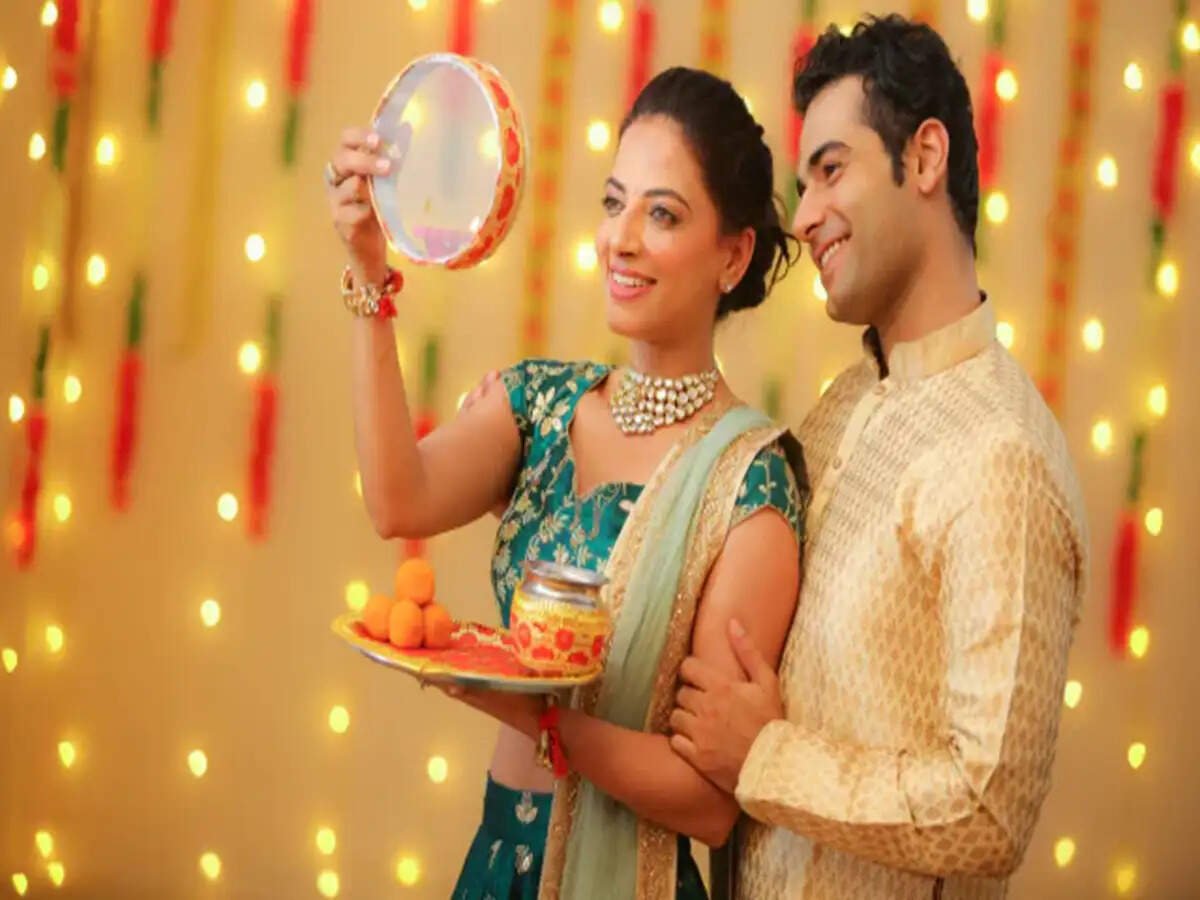 Significance of Karwa Chauth: Rituals and Remedies for a Happy Marriage