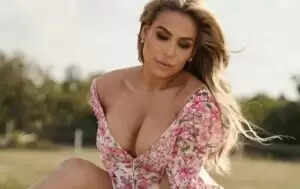 Natalya Neidhart Honored with Lou Thesz Award for Trailblazing Career