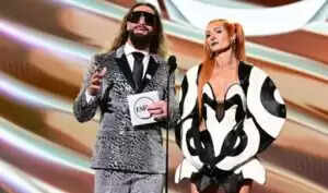 Seth Rollins and Becky Lynch's Home Burglarized During WWE Events